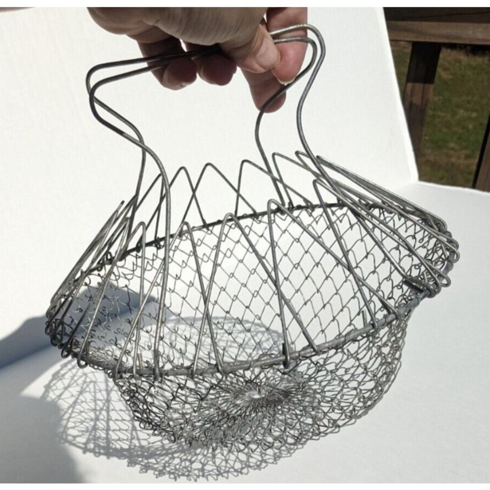 Collapsible EGG BASKET French Wire Mesh Primitive Farmhouse Vintage 9"